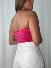Cargar imagen en el visor de la galería, “Cut out” top
