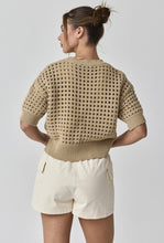 Cargar imagen en el visor de la galería, Aliña crop top crochet