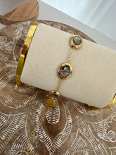Cargar imagen en el visor de la galería, Pulsera retro diseño ovalado
